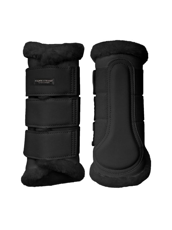 Brushing Boots Black vue 1