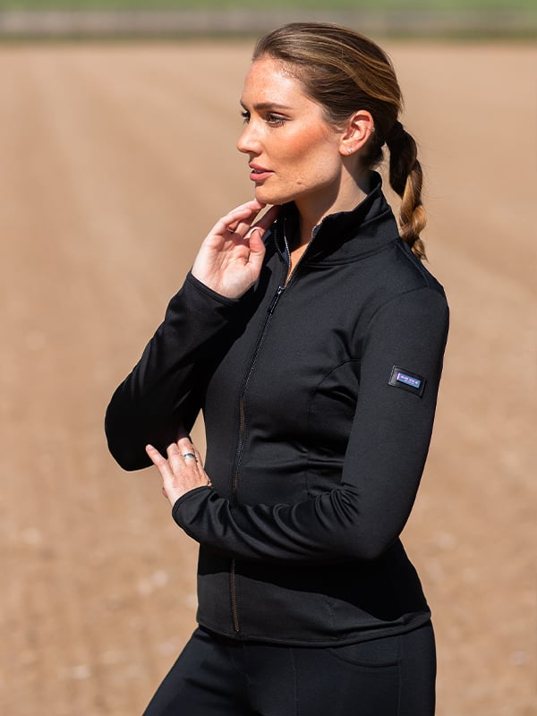 Explore Jacket Black Edition vue 3