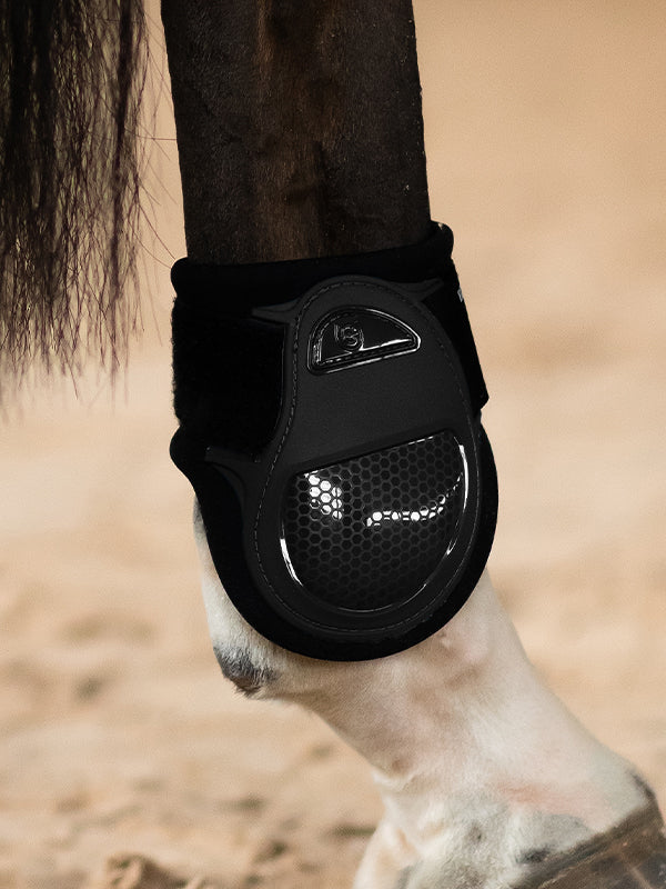 Anatomic Fetlock Boots Black Edition