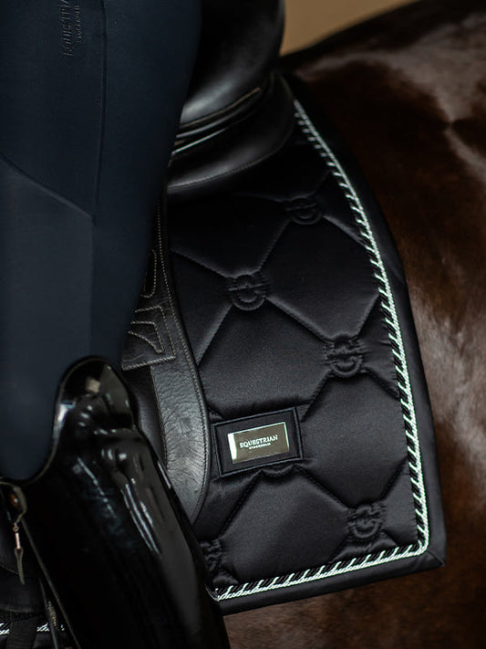 Dressage Saddle Pad Black Edition Full