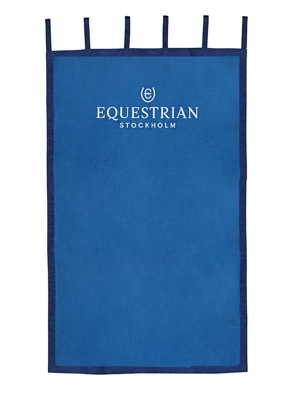 Stable Curtain Blue Meadow vue 1