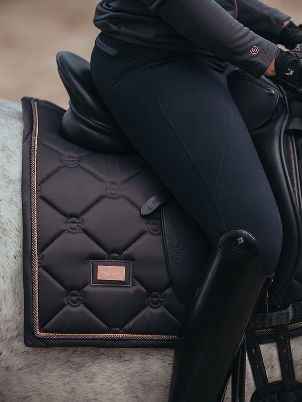 Dressage Saddle Pad Dark Sky Full vue 2