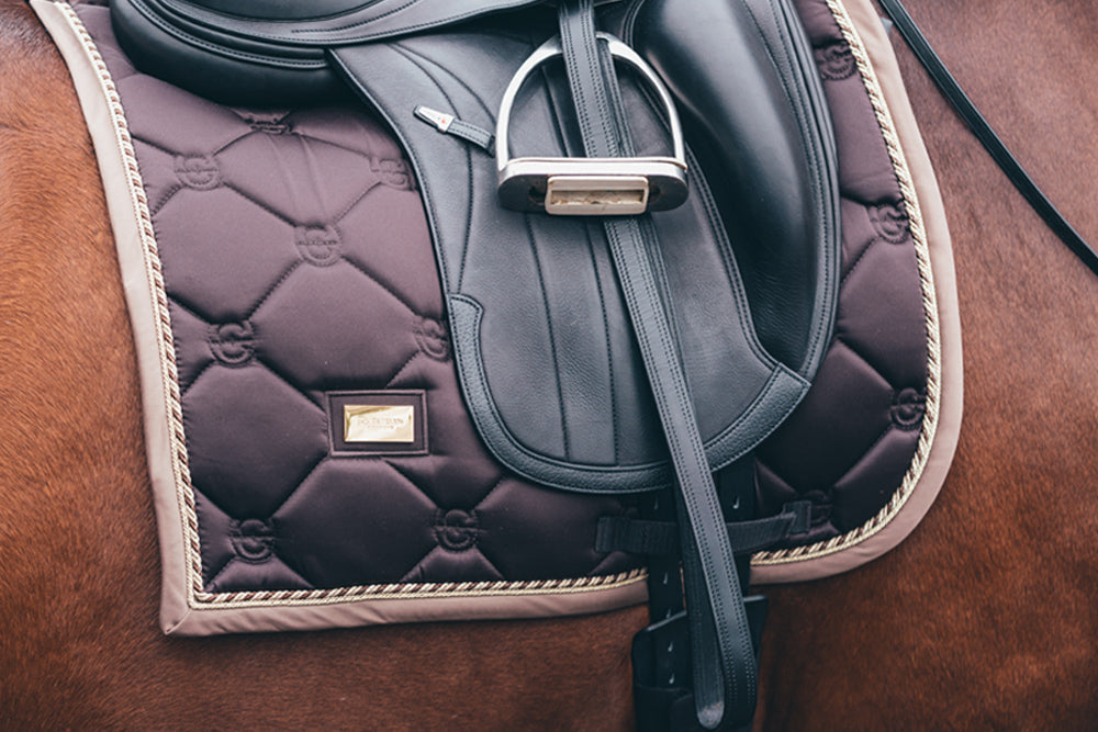 Dressage Saddle Pad Golden Brown Full vue 3