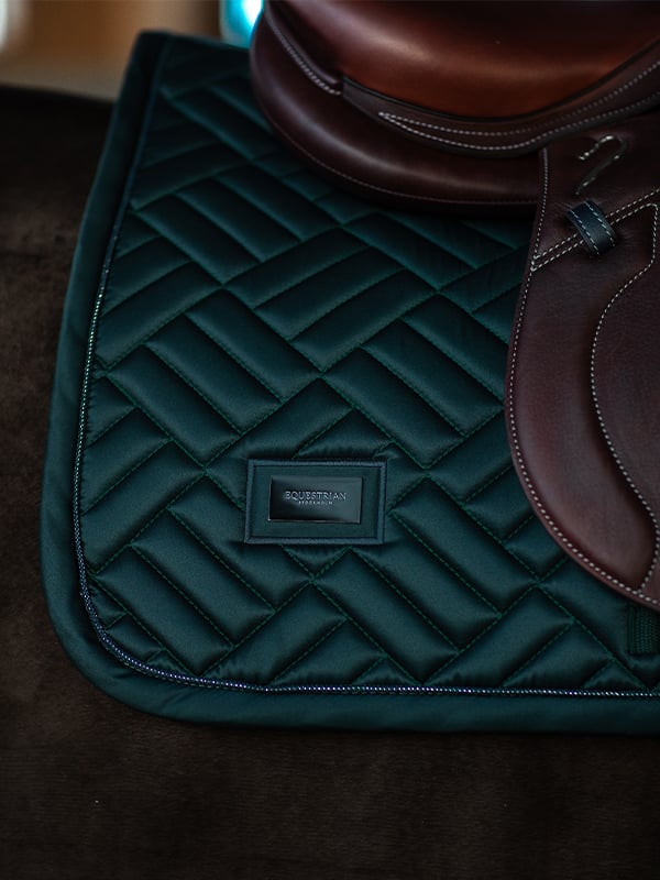 Jump Saddle pad Modern Dramatic Monday Full