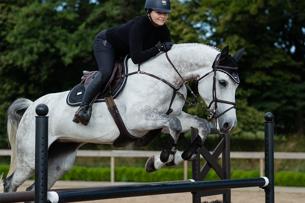 Jump Saddle Pad Black Edition Full vue 3