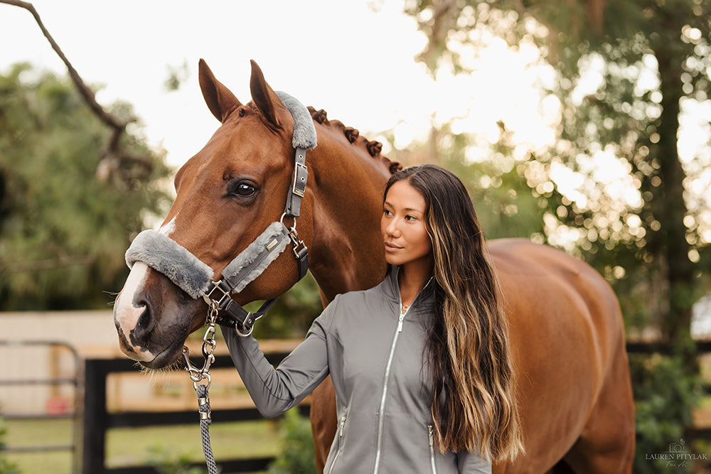 Fur Halter & Lead Rope Silver Cloud vue 5