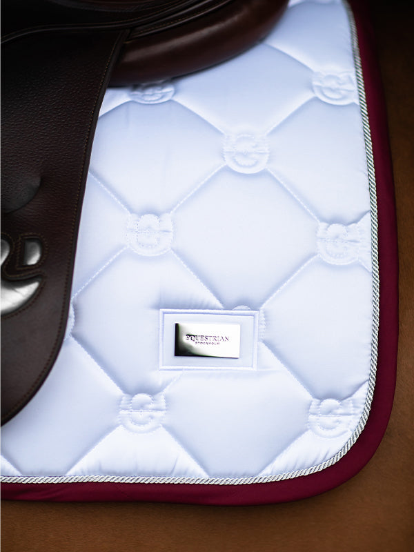 Jump Saddle Pad White Perfection Bordeaux Full vue 3