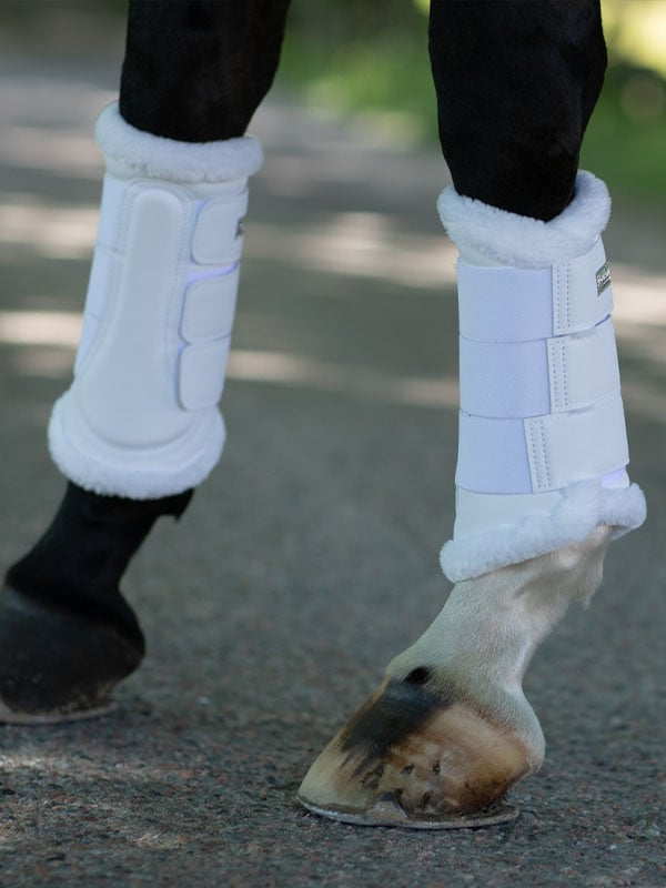 Brushing Boots White Silver vue 3